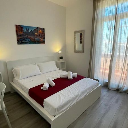 Apartmán Caracciolo33 Řím Exteriér fotografie
